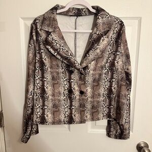 SHEIN snake print blazer ￼